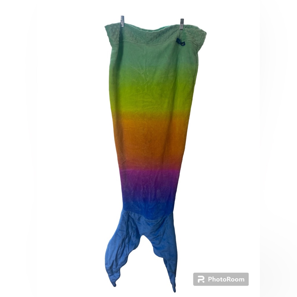 Mermaid blankie tale blanket. One size.